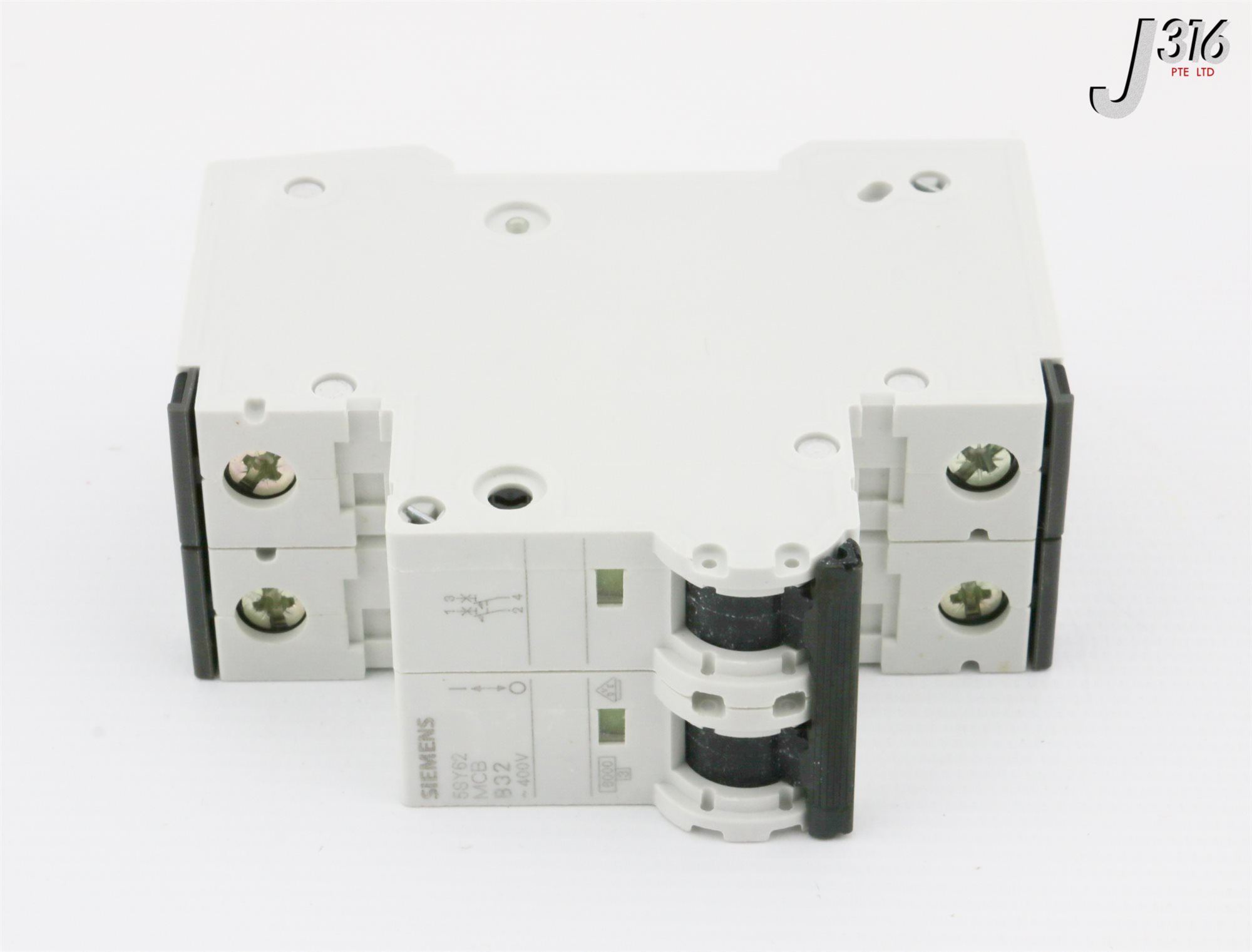 30996 SIEMENS 2-POLE CIRCUIT BREAKER, 32A, 400V (NEW) 5SY6232-6 | eBay